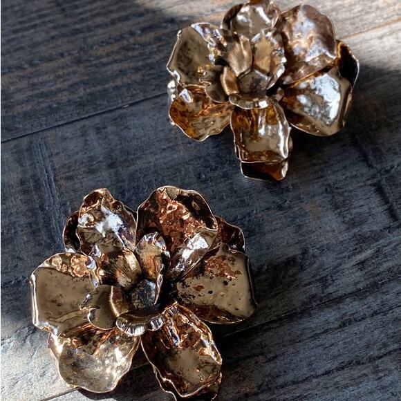 NEW Golden Flower Statement Earrings - Picture 7 of 13